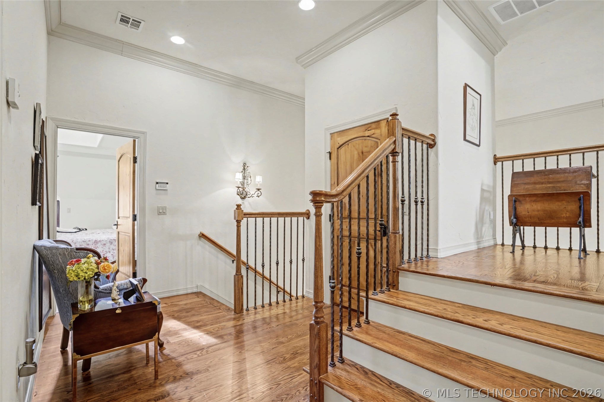 9436 S Jamestown Avenue Property Photo 24