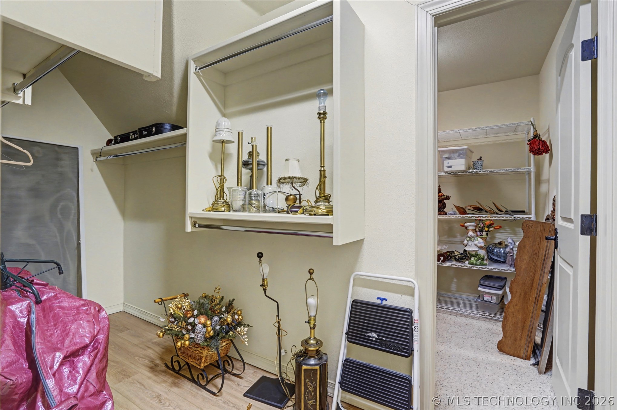 9436 S Jamestown Avenue Property Photo 29