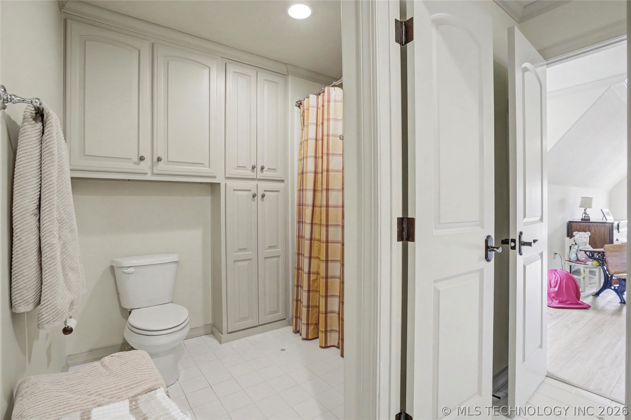 9436 S Jamestown Avenue Property Photo 31