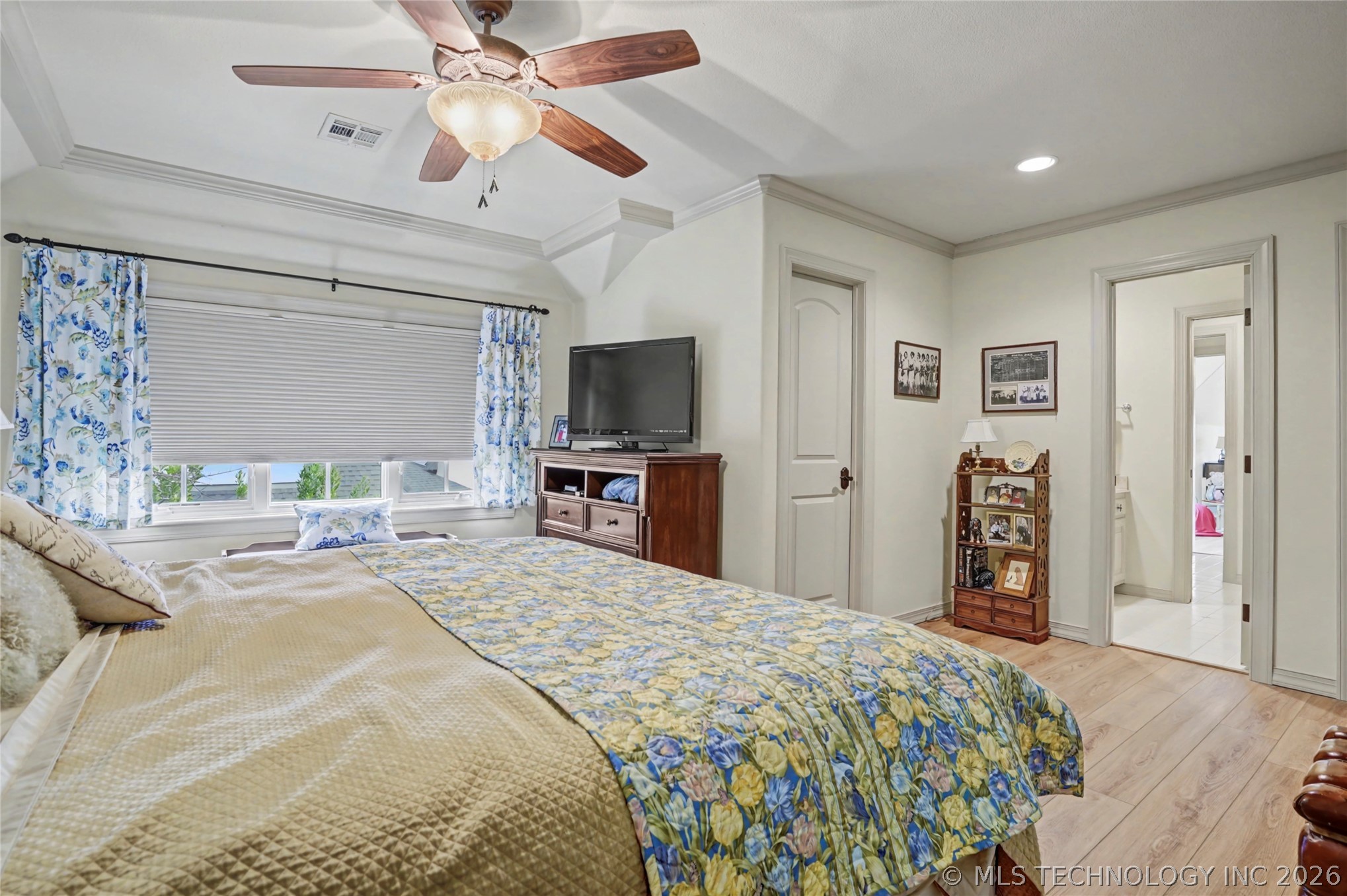 9436 S Jamestown Avenue Property Photo 34