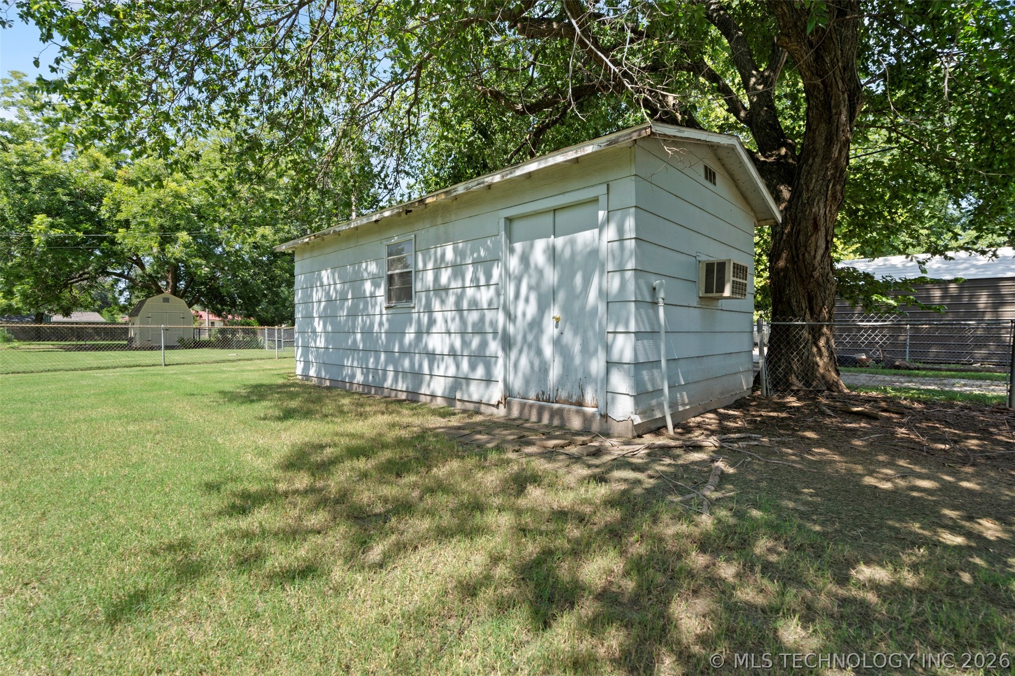 507 S Thompson Property Photo 5