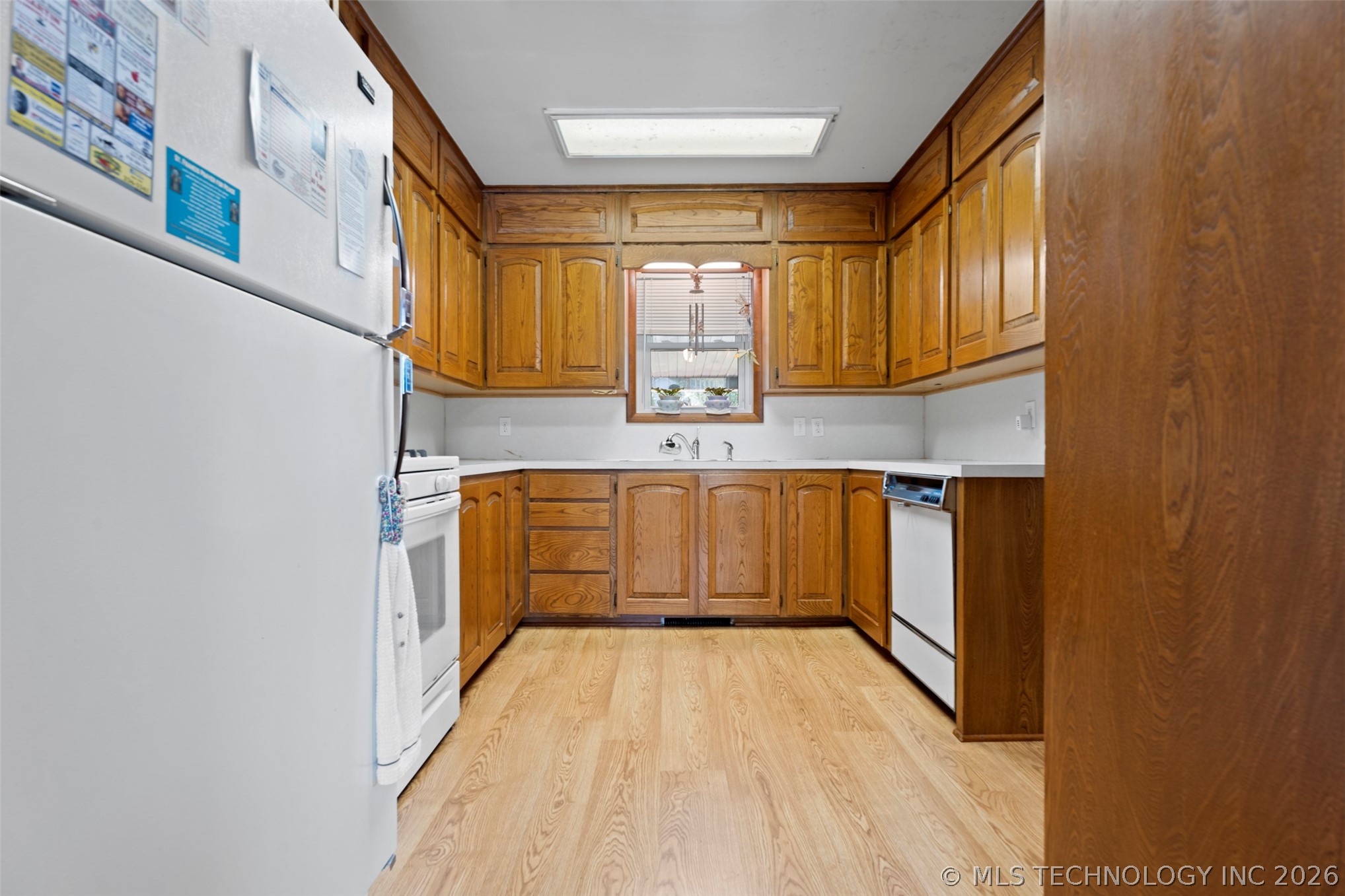 507 S Thompson Property Photo 13