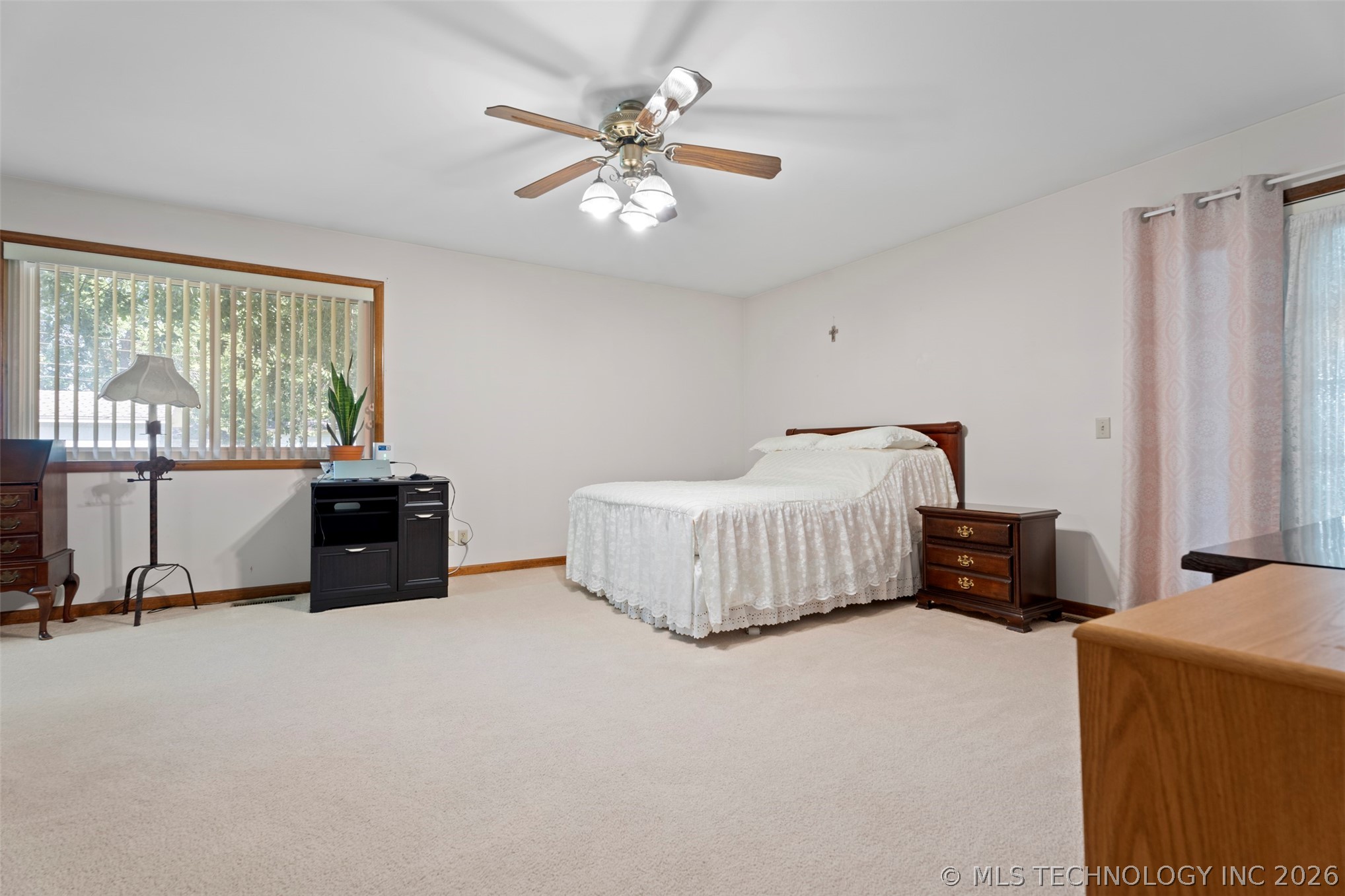 507 S Thompson Property Photo 18