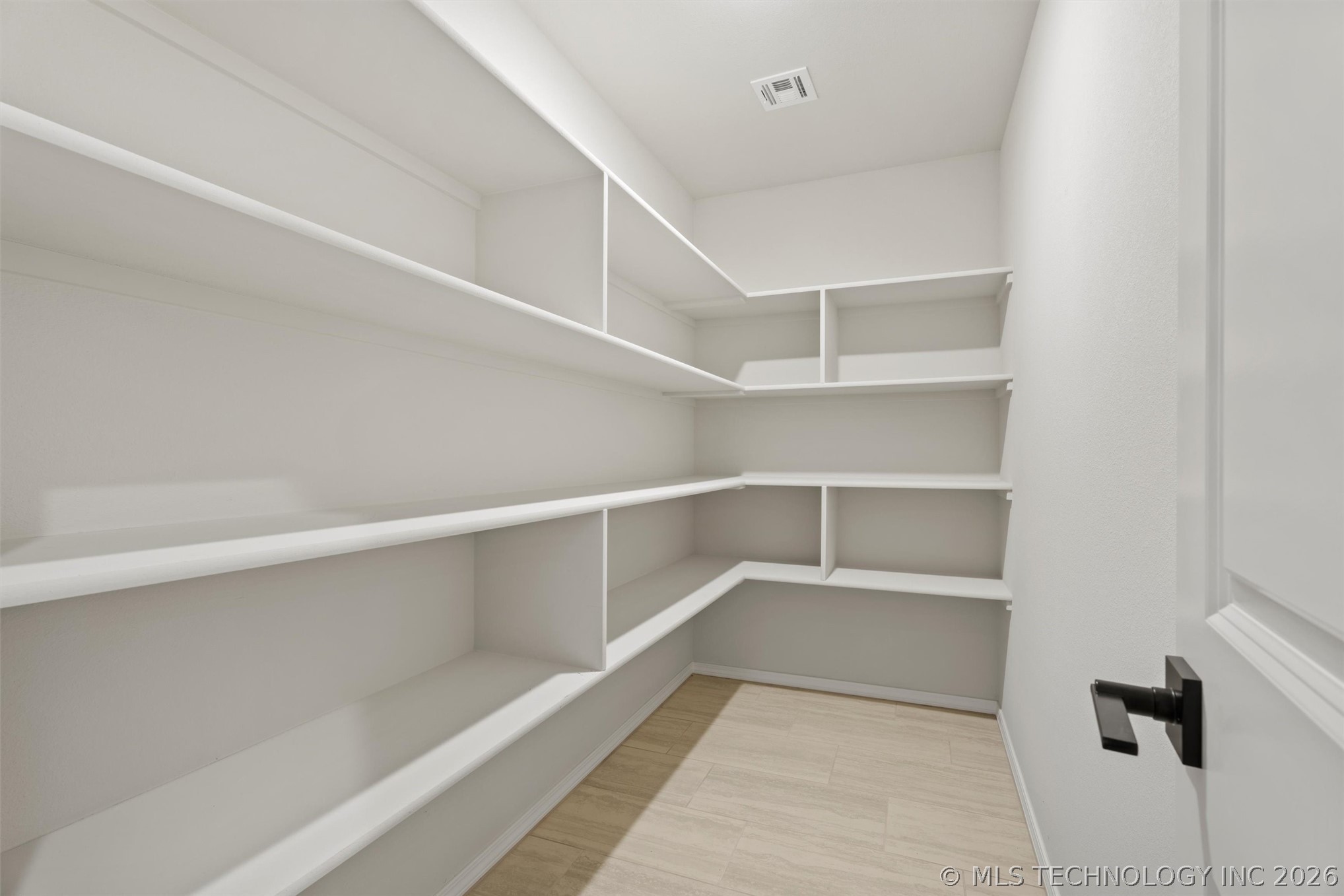 316 Emery Lane Property Photo 17