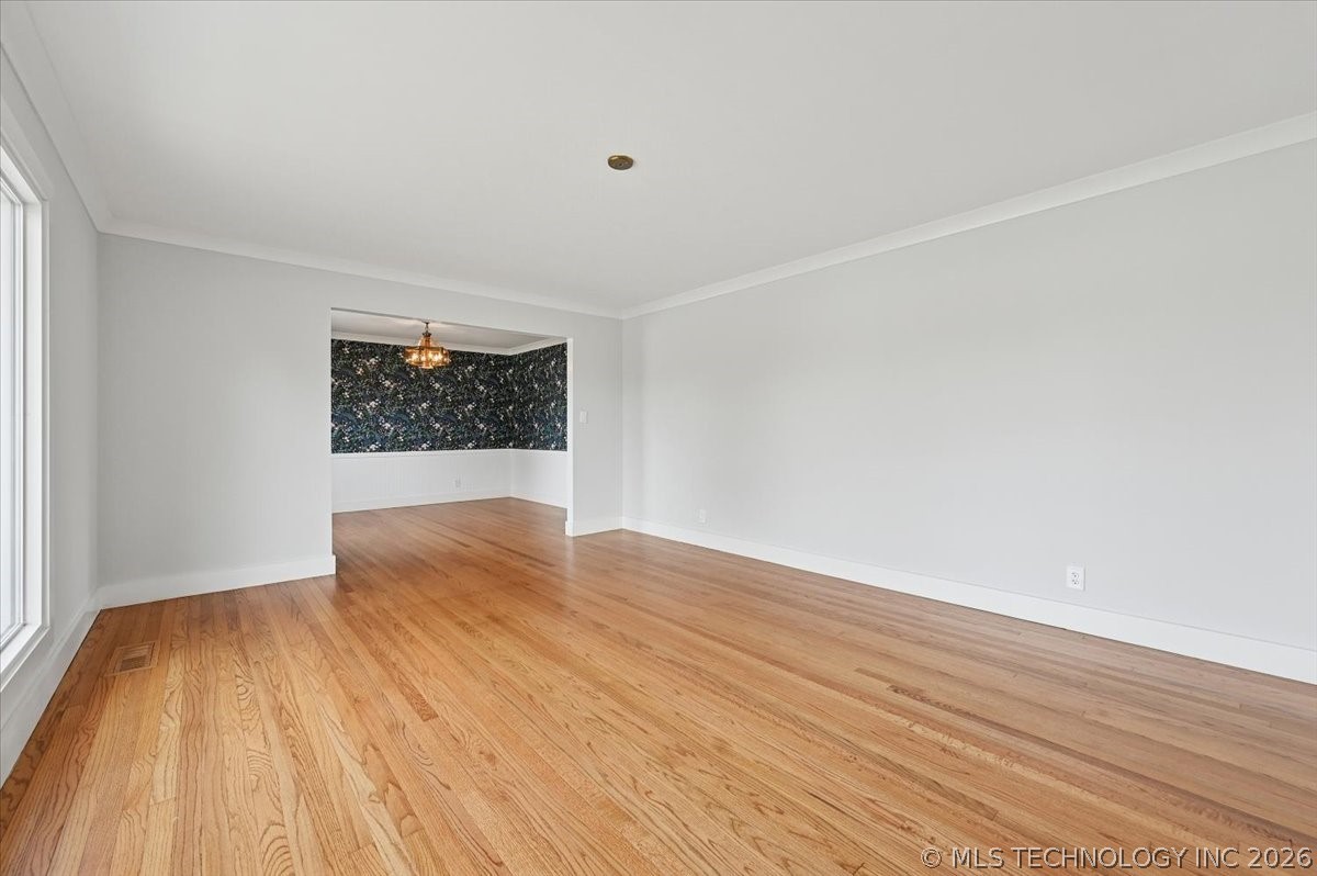 3835 S Gary Place Property Photo 5