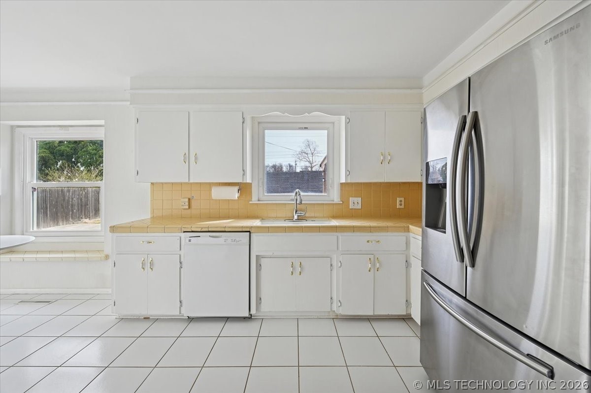 3835 S Gary Place Property Photo 16