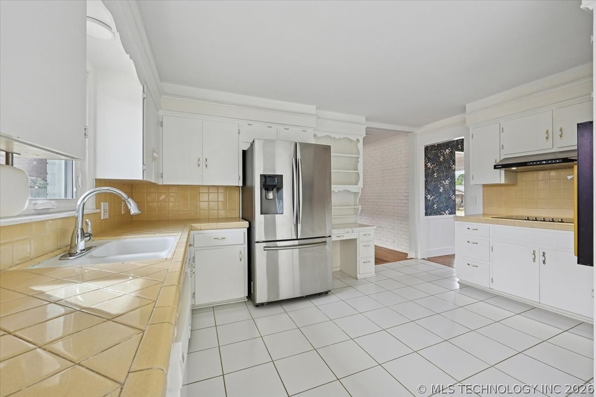 3835 S Gary Place Property Photo 17