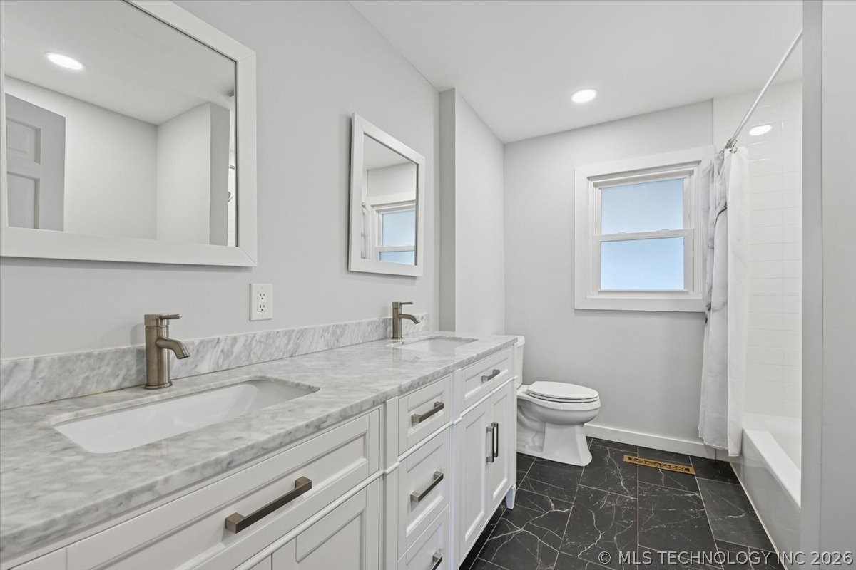 3835 S Gary Place Property Photo 29