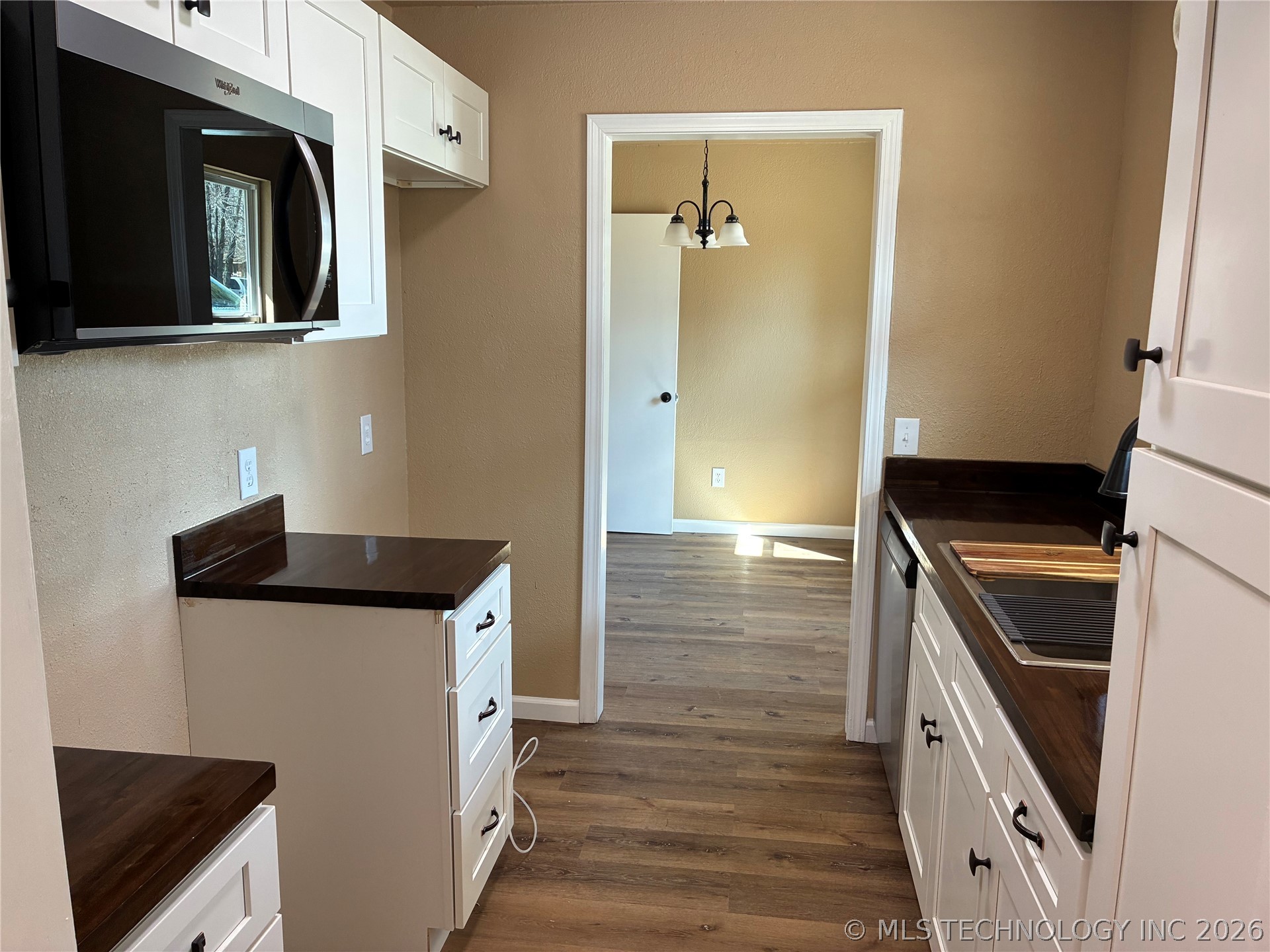 519 Park Street Property Photo 7