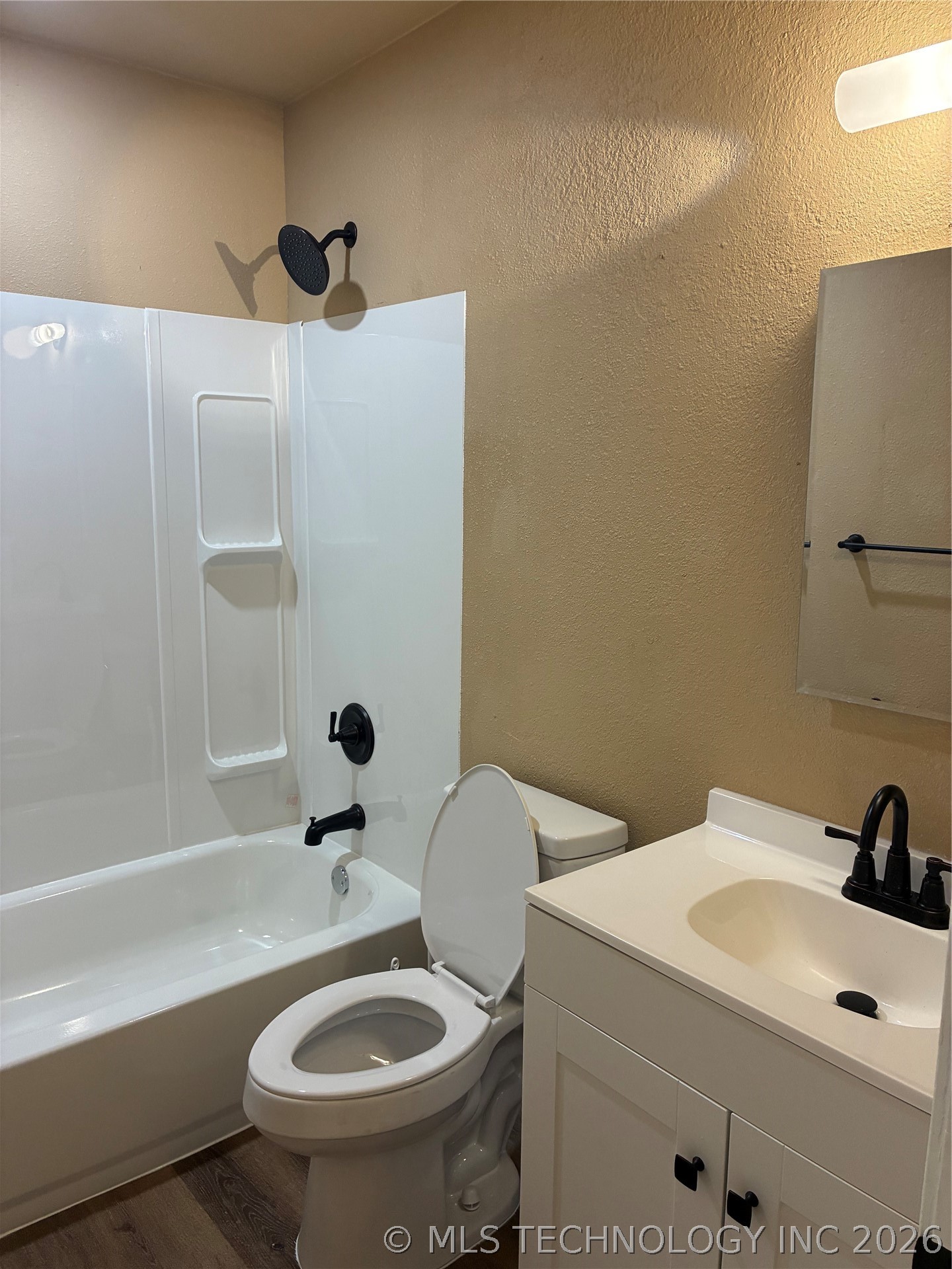 519 Park Street Property Photo 11