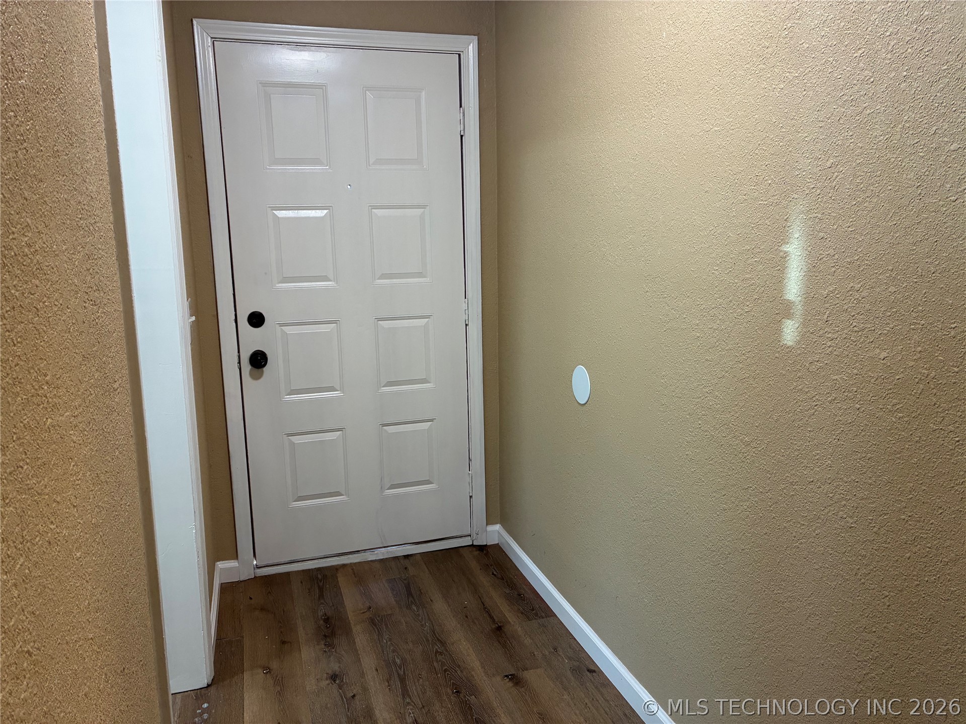 519 Park Street Property Photo 14