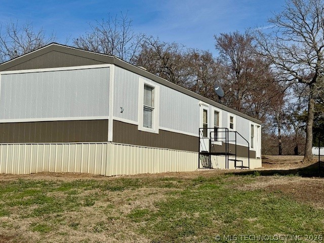 744 Kemp Property Photo 3
