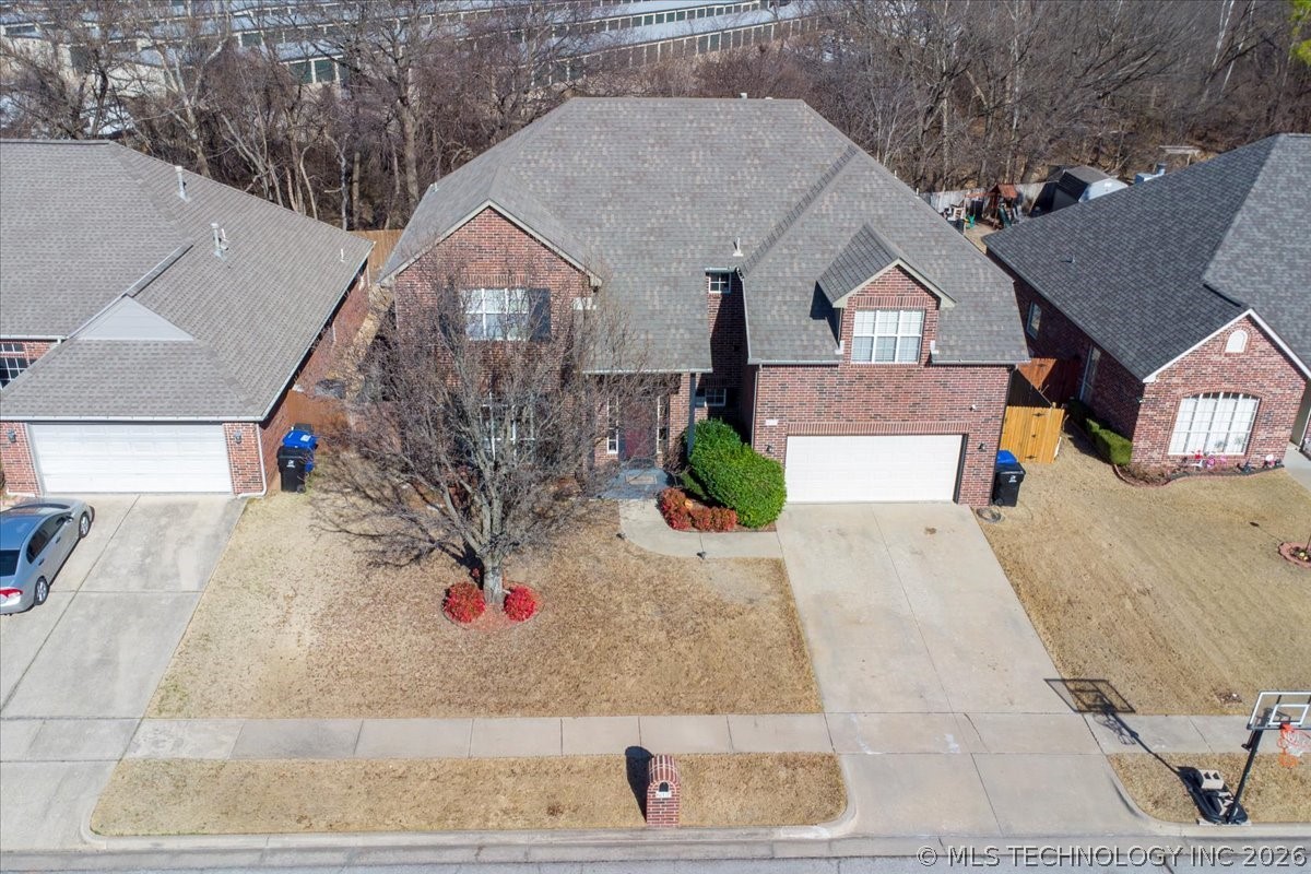 617 N Willow Avenue Property Photo 5