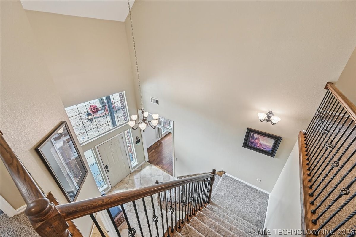 617 N Willow Avenue Property Photo 10