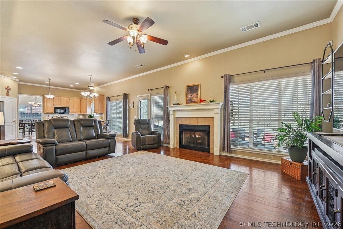 617 N Willow Avenue Property Photo 15