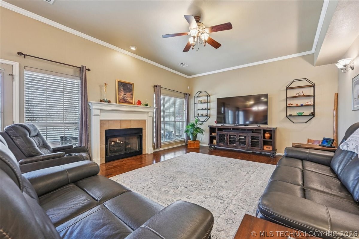 617 N Willow Avenue Property Photo 17