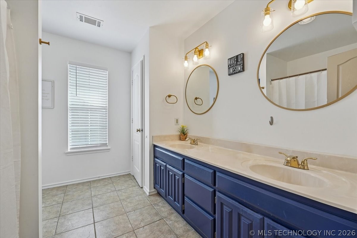 617 N Willow Avenue Property Photo 44