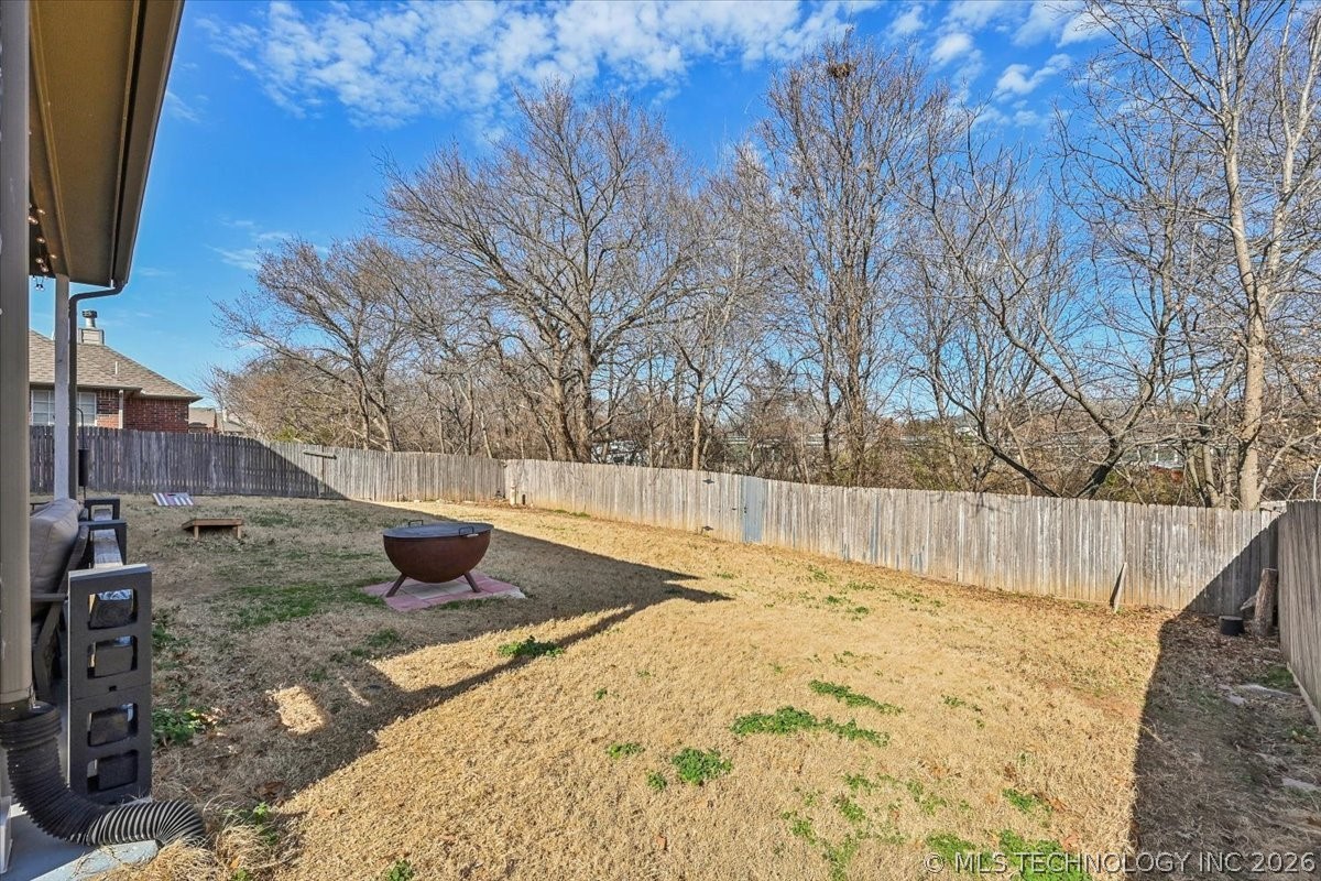 617 N Willow Avenue Property Photo 54