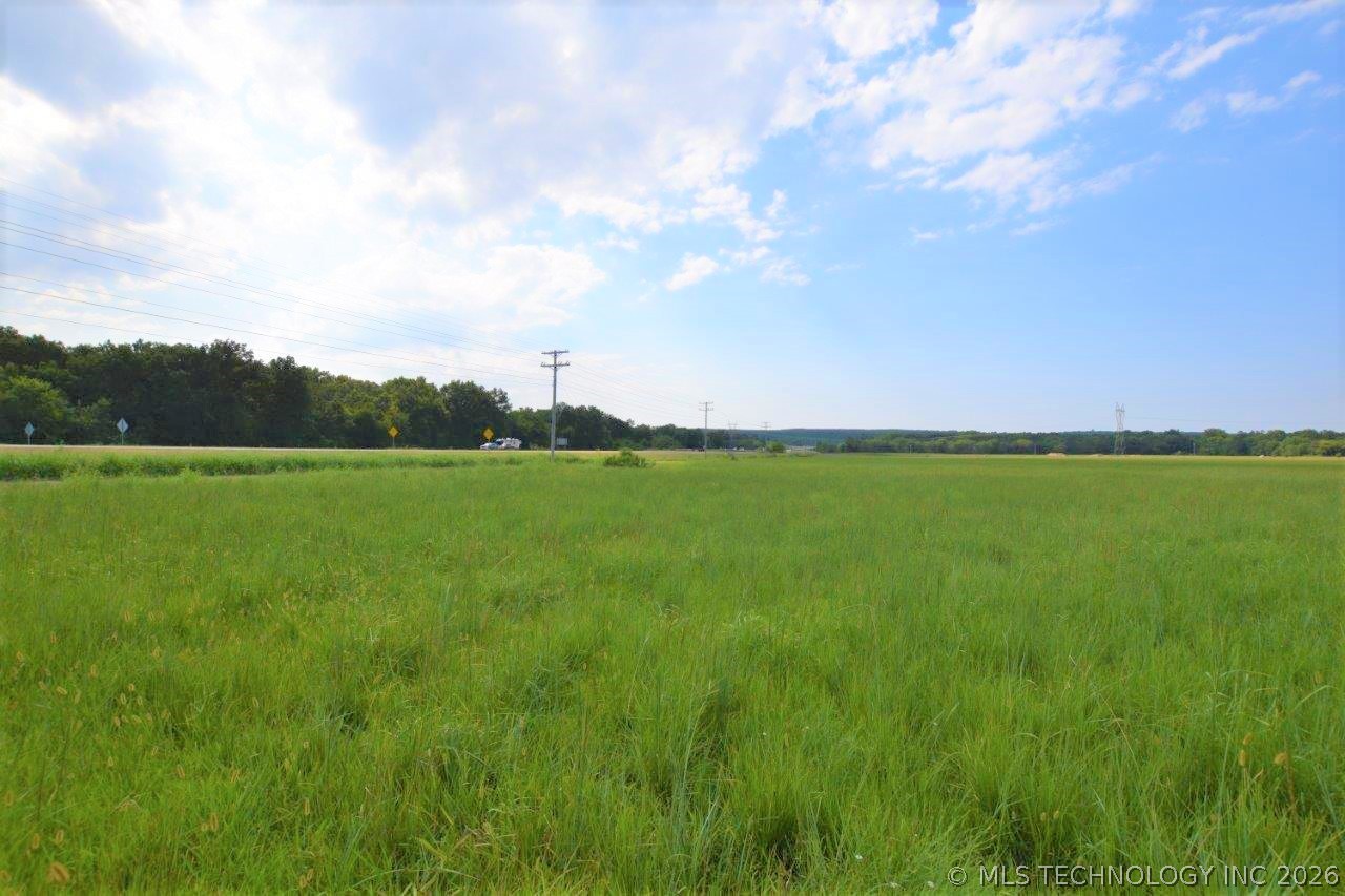 2875 S Kerr Boulevard Property Photo 11