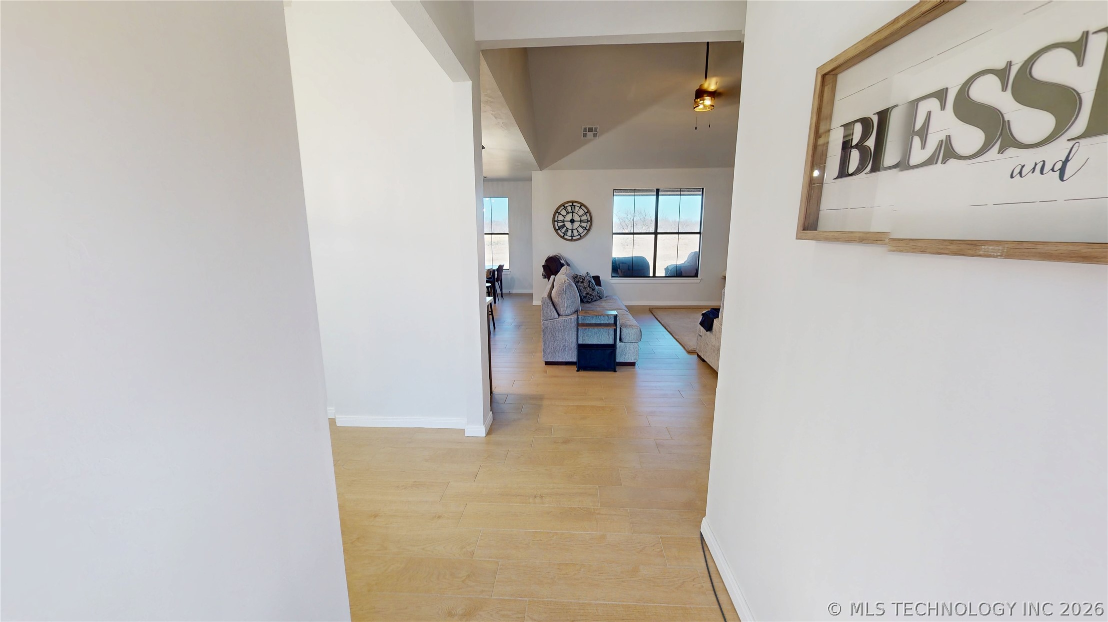 11908 County Road 3513 Loop Property Photo 9