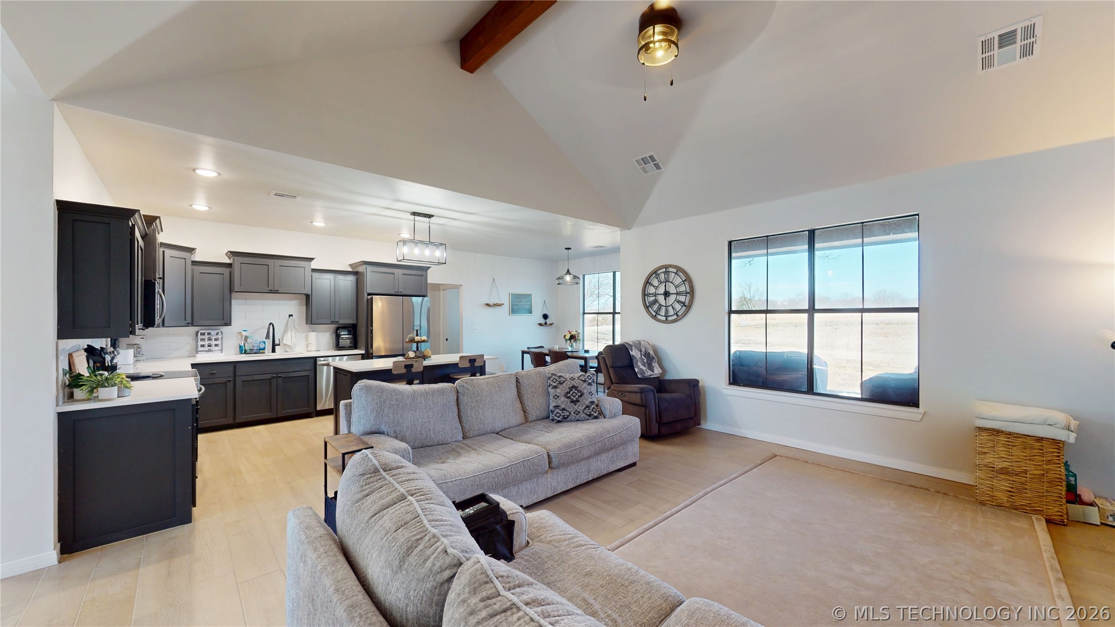 11908 County Road 3513 Loop Property Photo 15