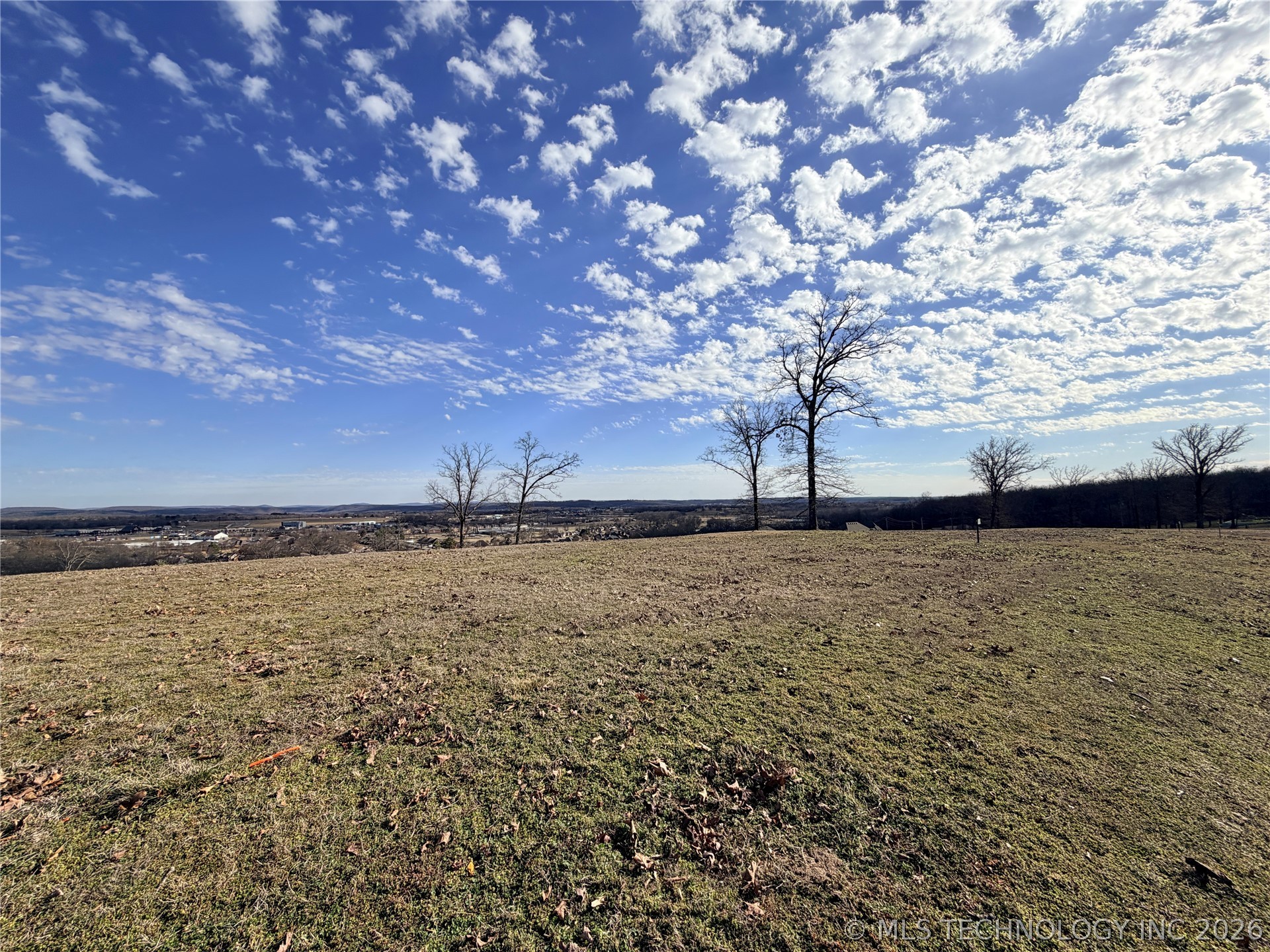777 Ridgeview Drive Property Photo 7
