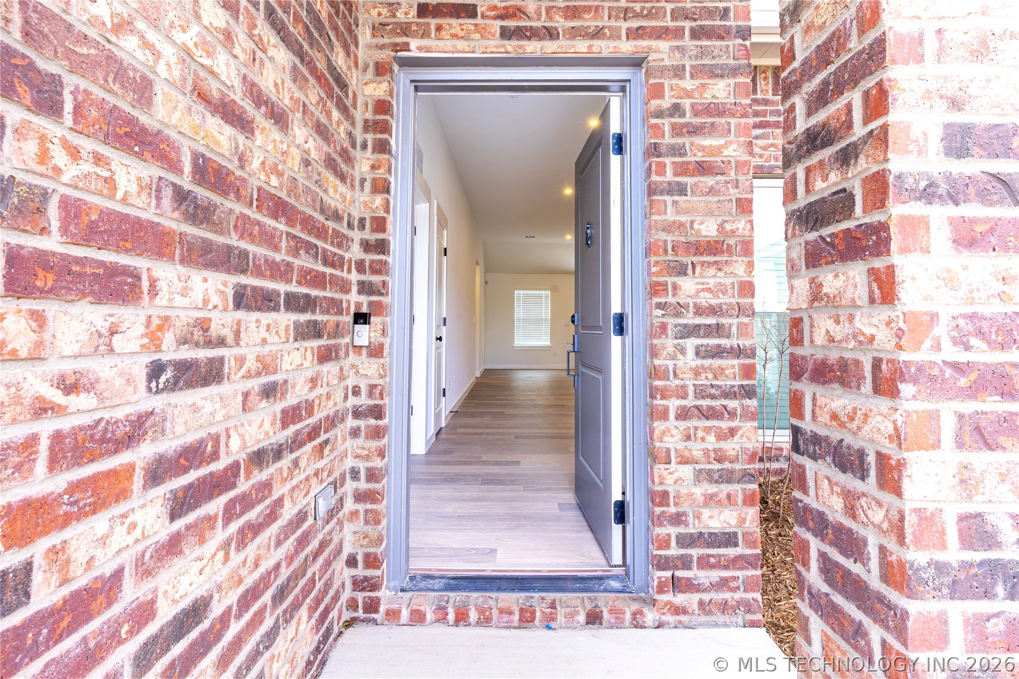 2417 W Main Street Property Photo 3