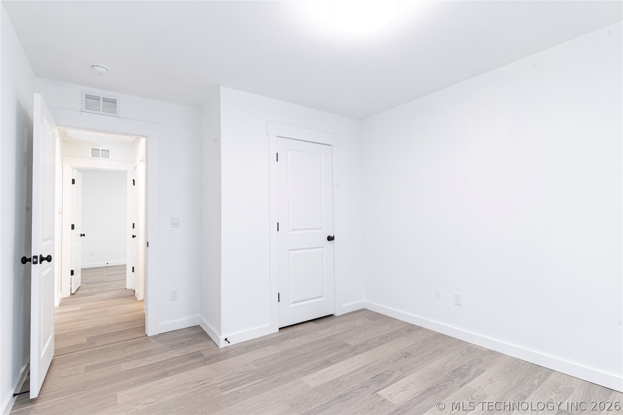 2417 W Main Street Property Photo 9