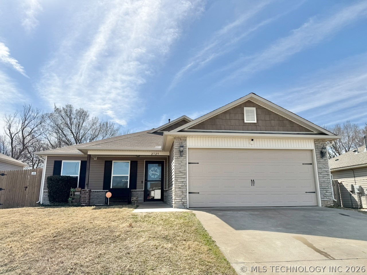 2725 E Quincy Street Property Photo 1