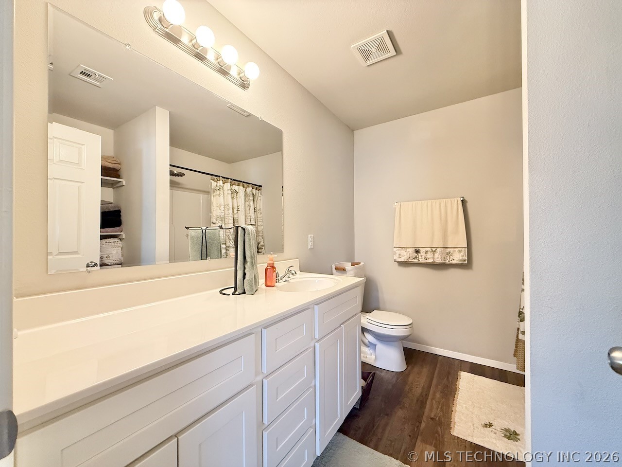 2725 E Quincy Street Property Photo 25