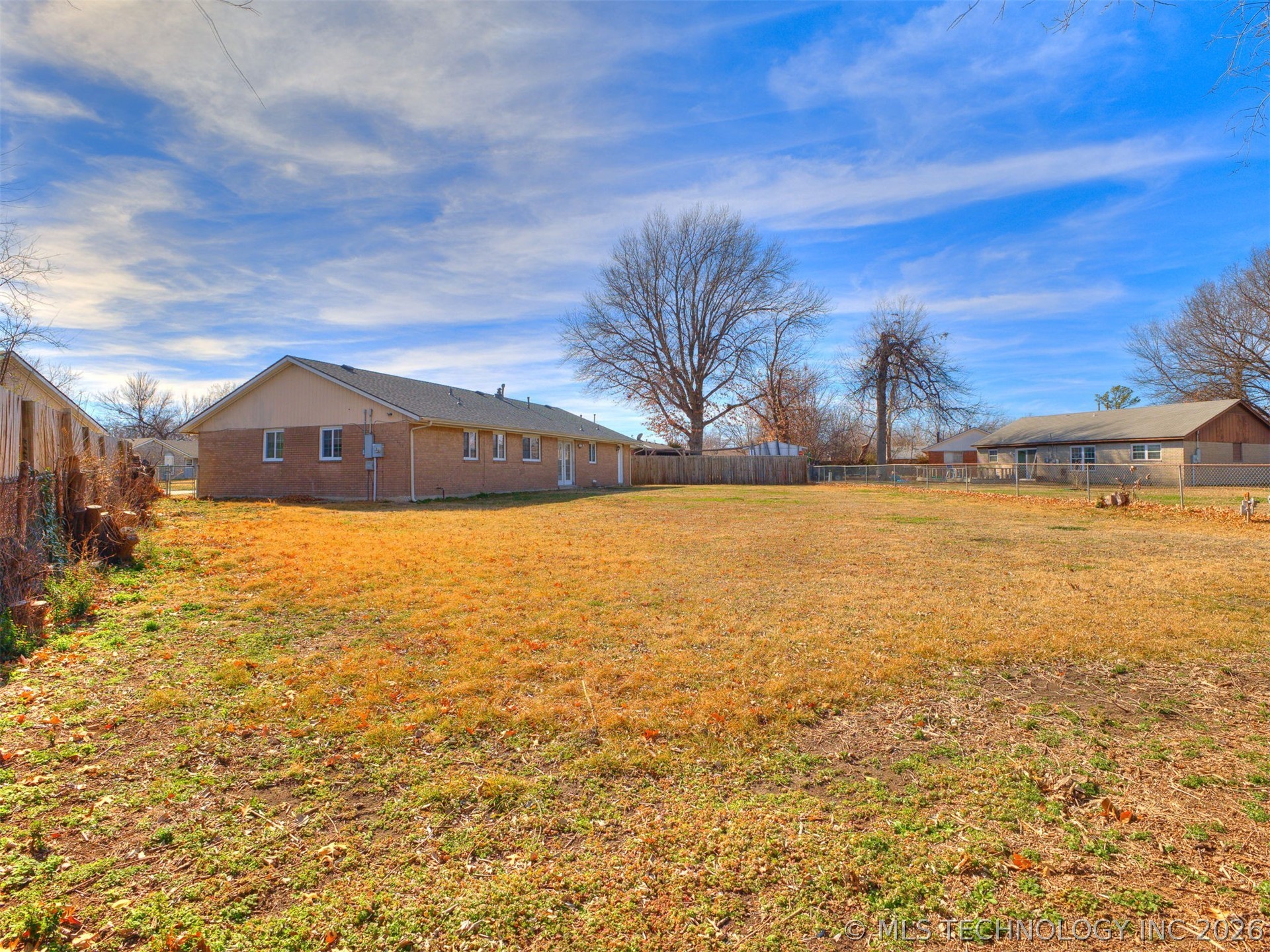 9123 E 48th Street Property Photo 3