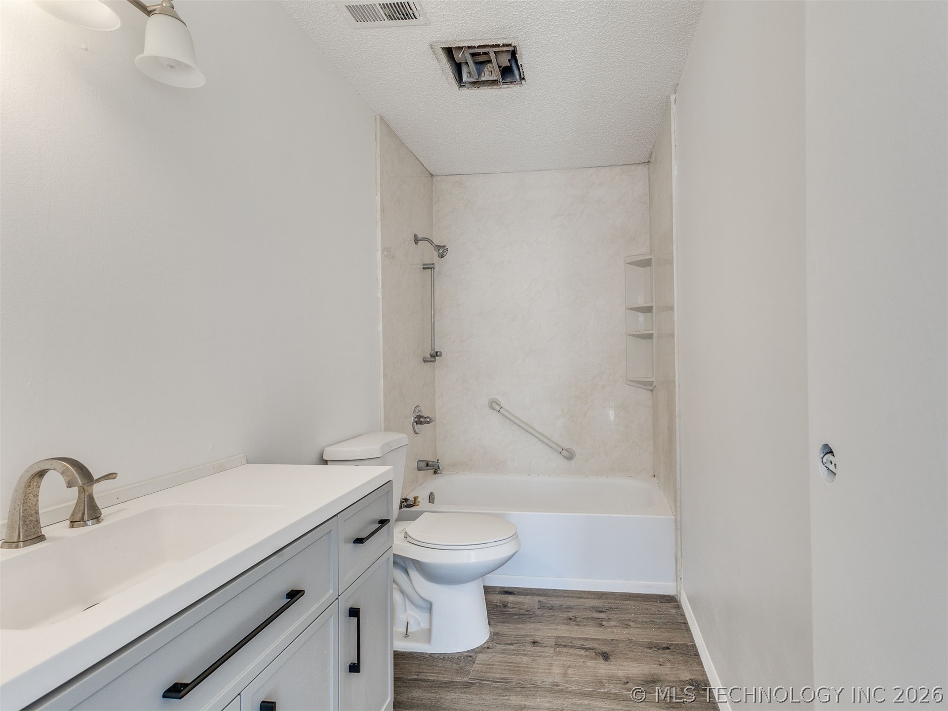 9123 E 48th Street Property Photo 20