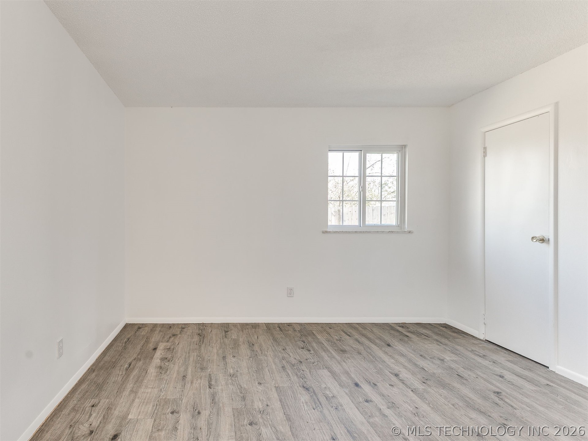 9123 E 48th Street Property Photo 22