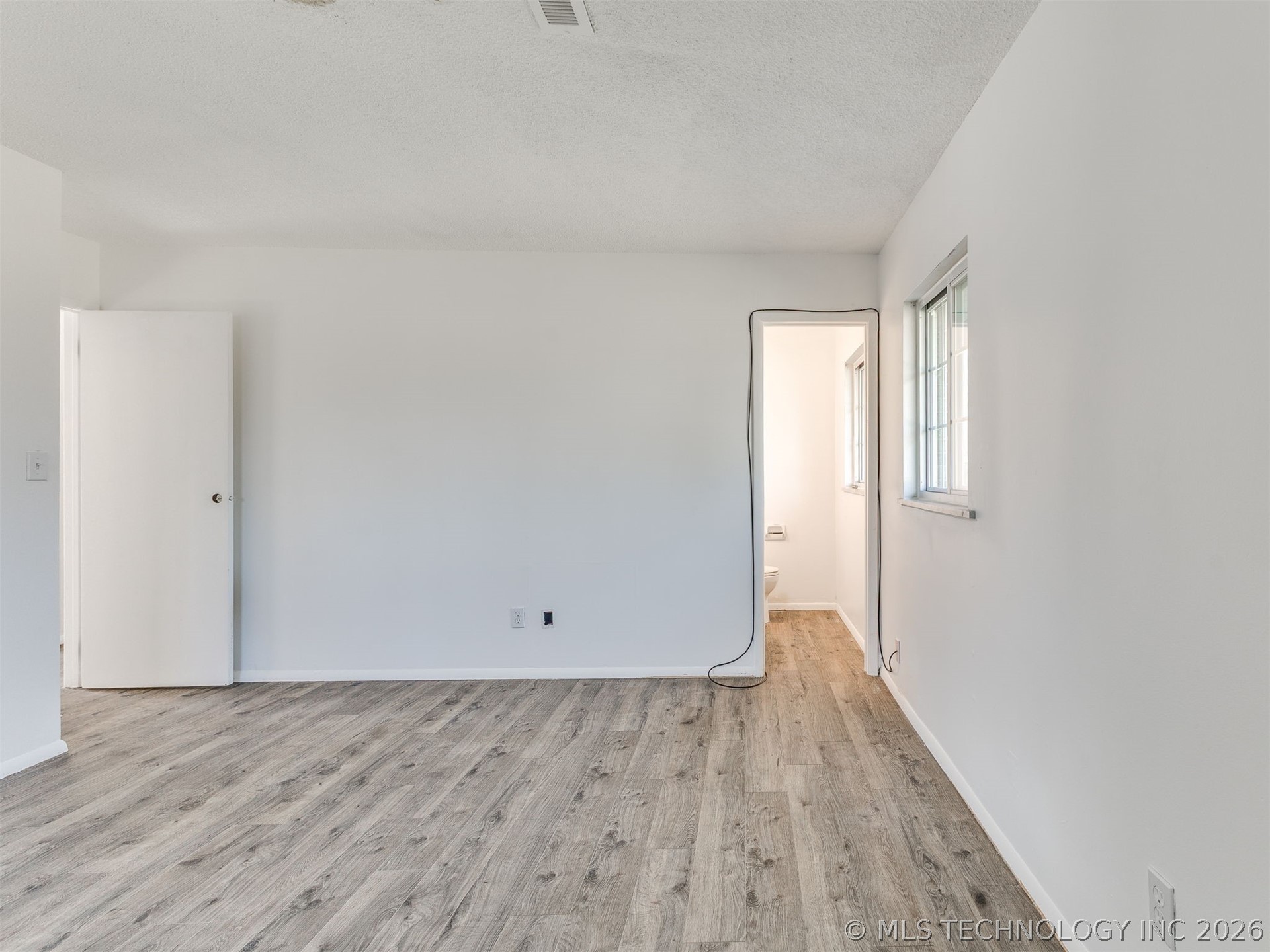 9123 E 48th Street Property Photo 24