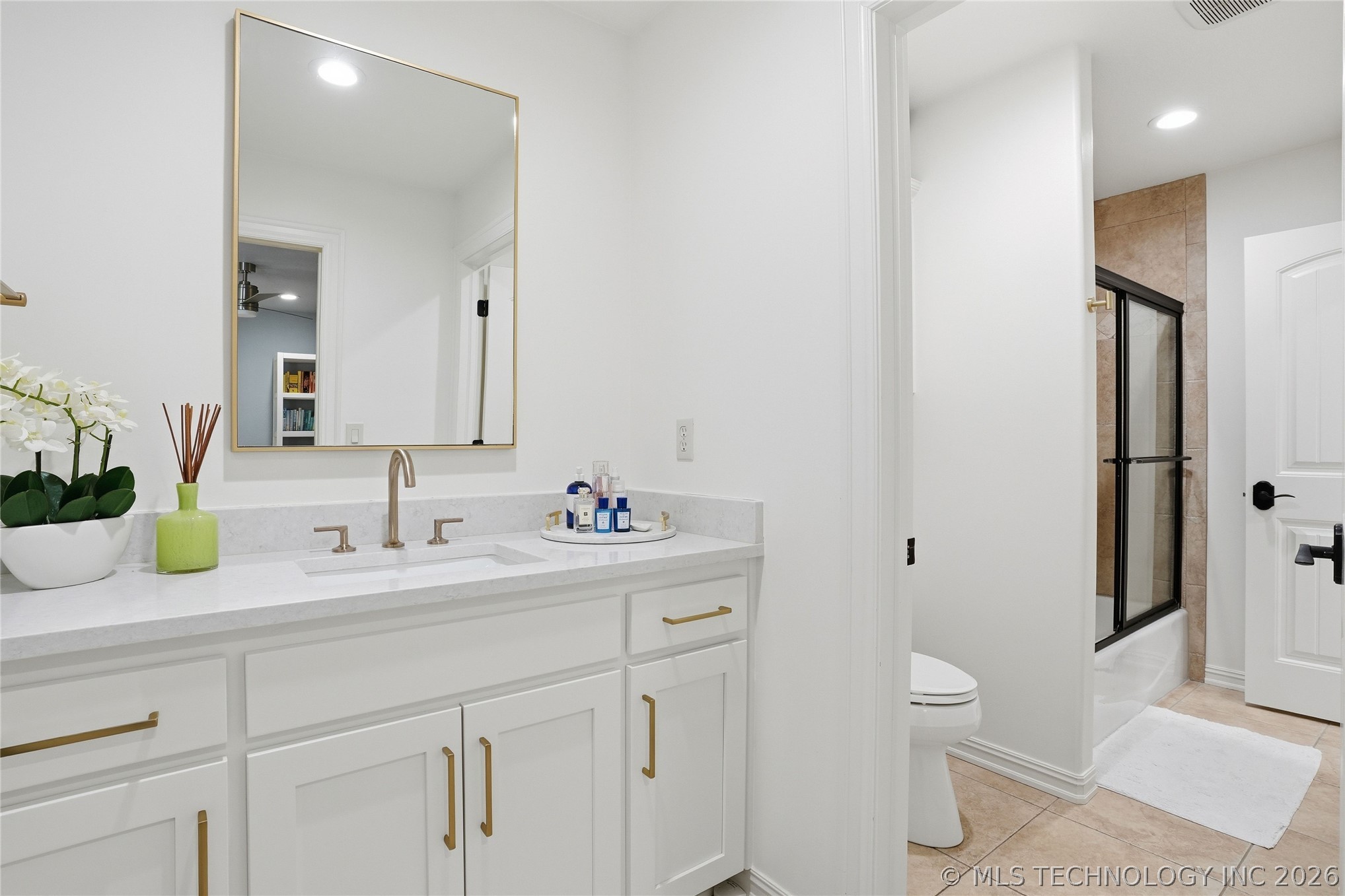 5929 E 109th Street Property Photo 54