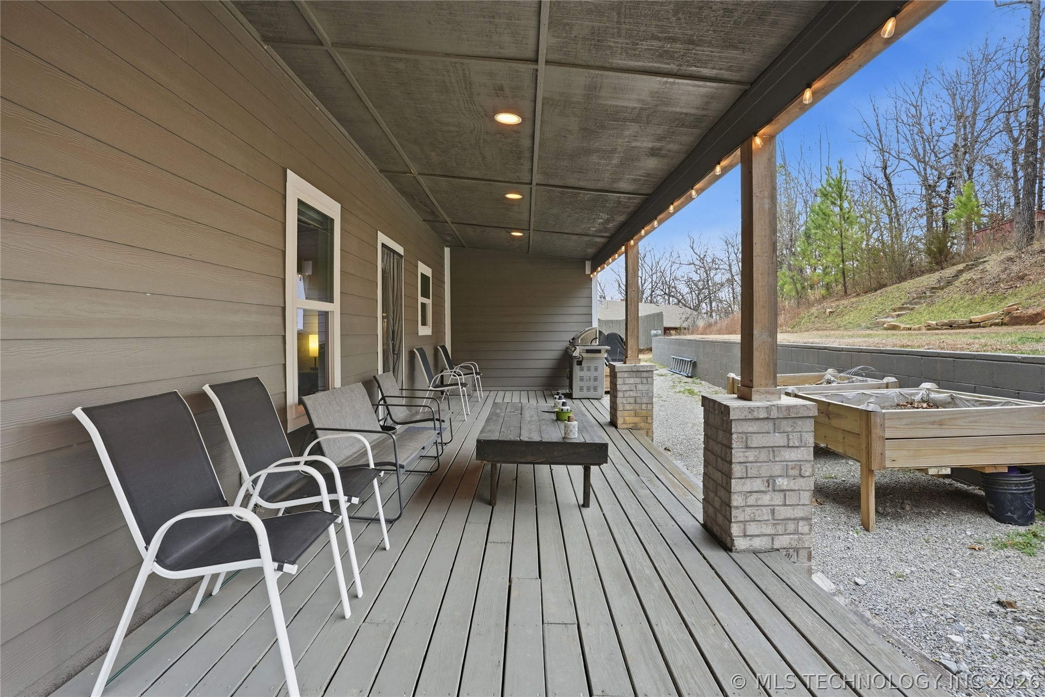 2804 W Ridgeway Lane Property Photo 66