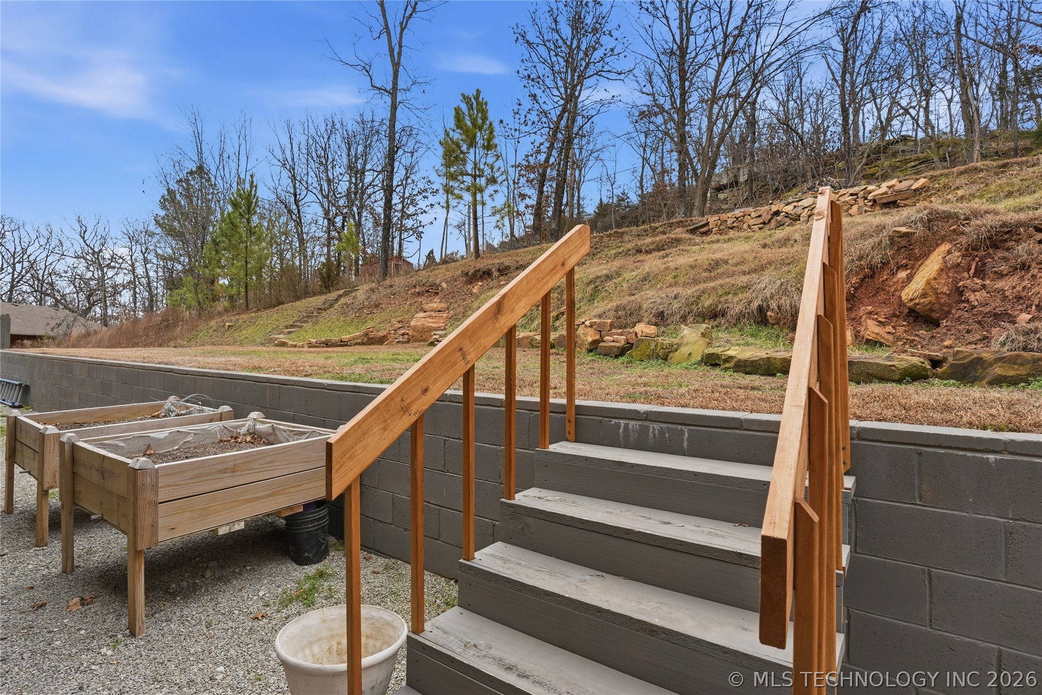 2804 W Ridgeway Lane Property Photo 69