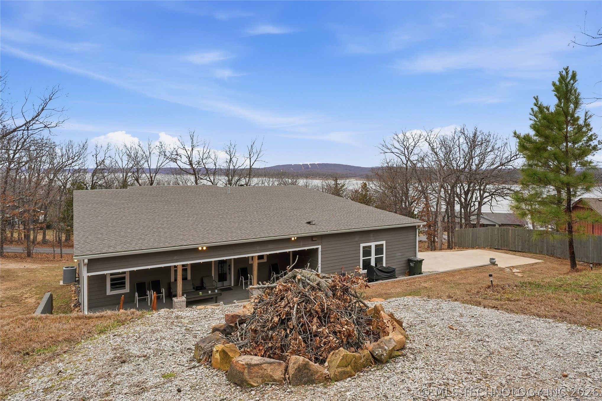 2804 W Ridgeway Lane Property Photo 74