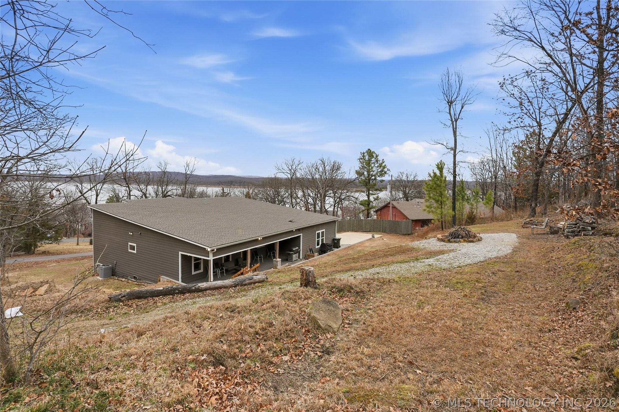 2804 W Ridgeway Lane Property Photo 76