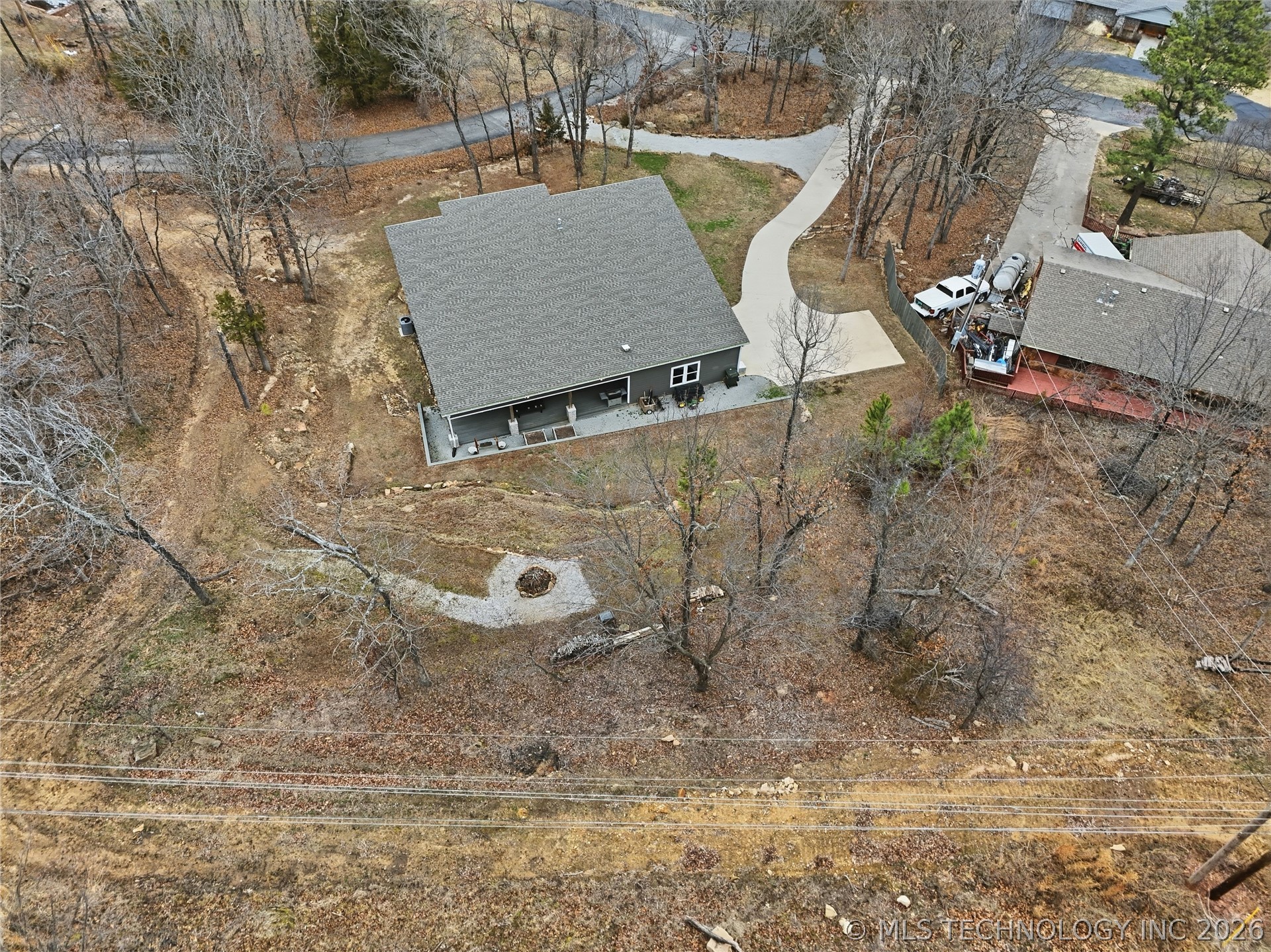 2804 W Ridgeway Lane Property Photo 83