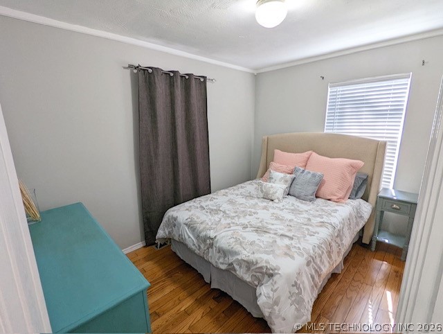 1239 S Erie Avenue Property Photo 9