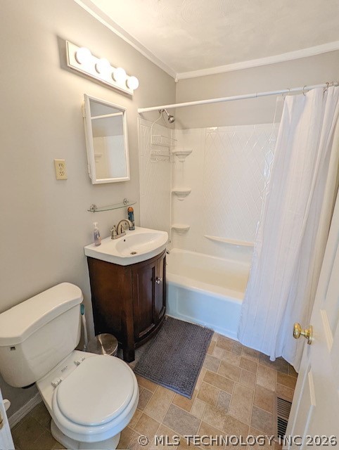 1239 S Erie Avenue Property Photo 13