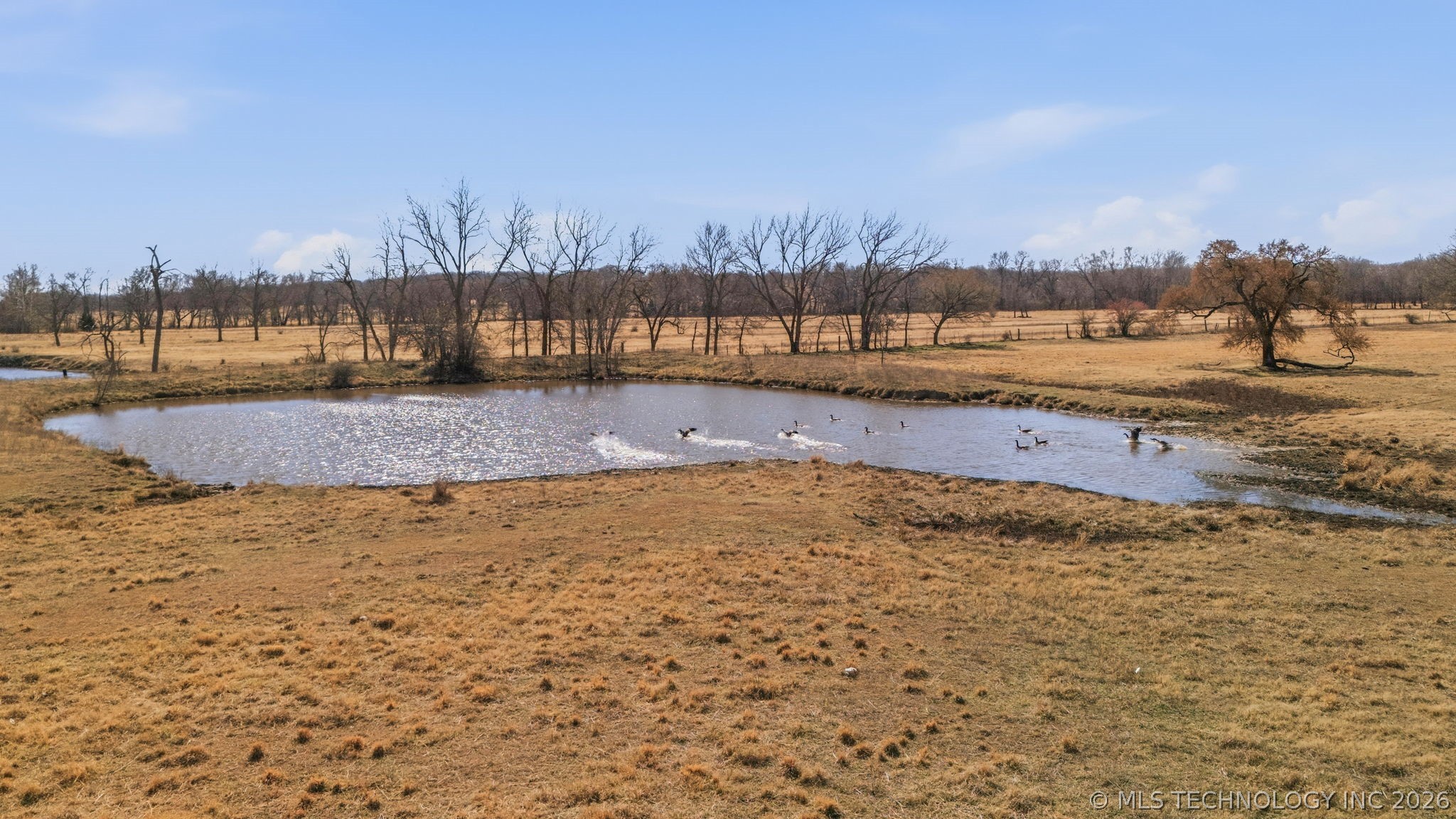 7691 N 64 Highway Property Photo 3