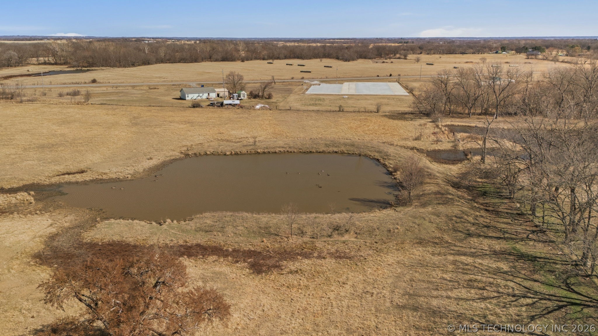 7691 N 64 Highway Property Photo 15