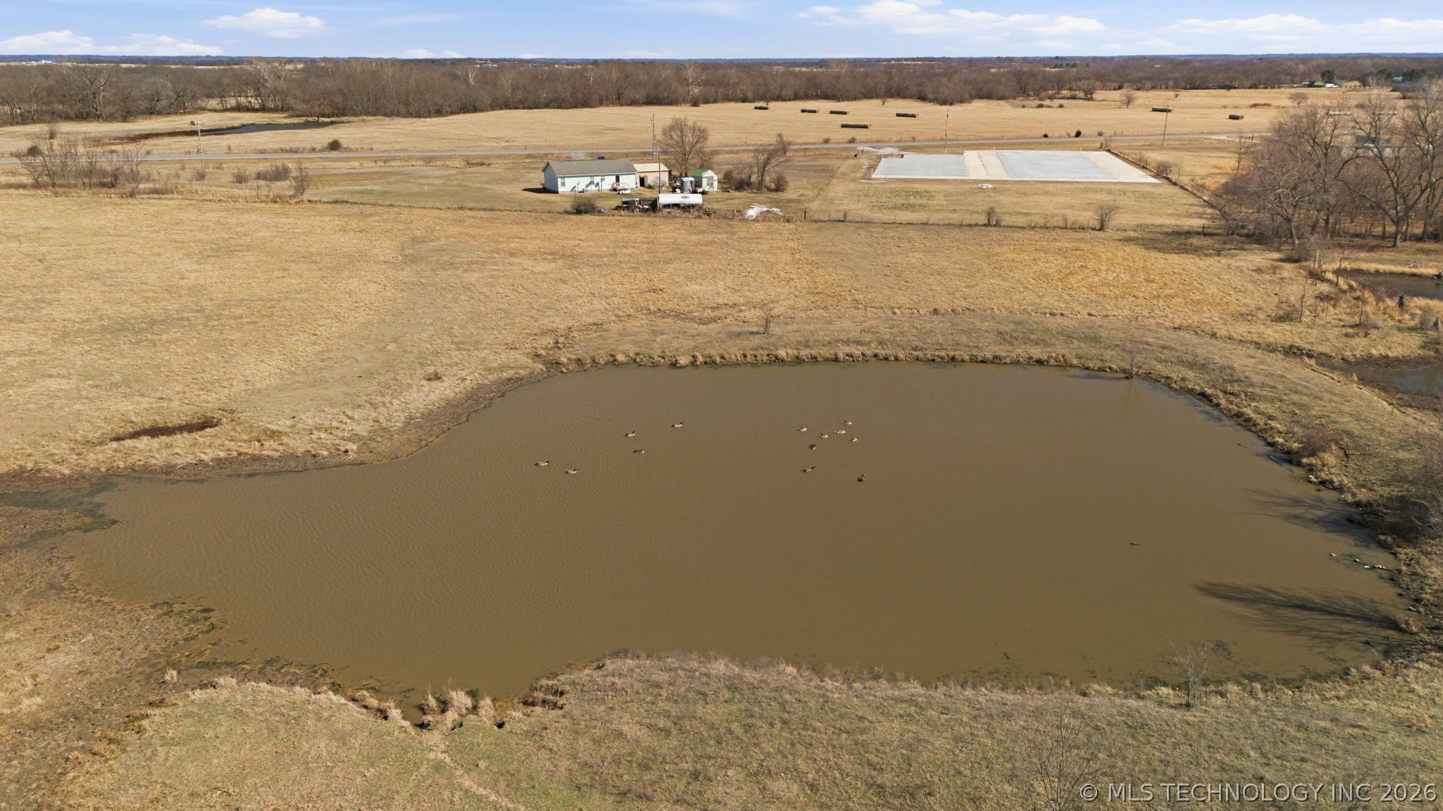 7691 N 64 Highway Property Photo 16