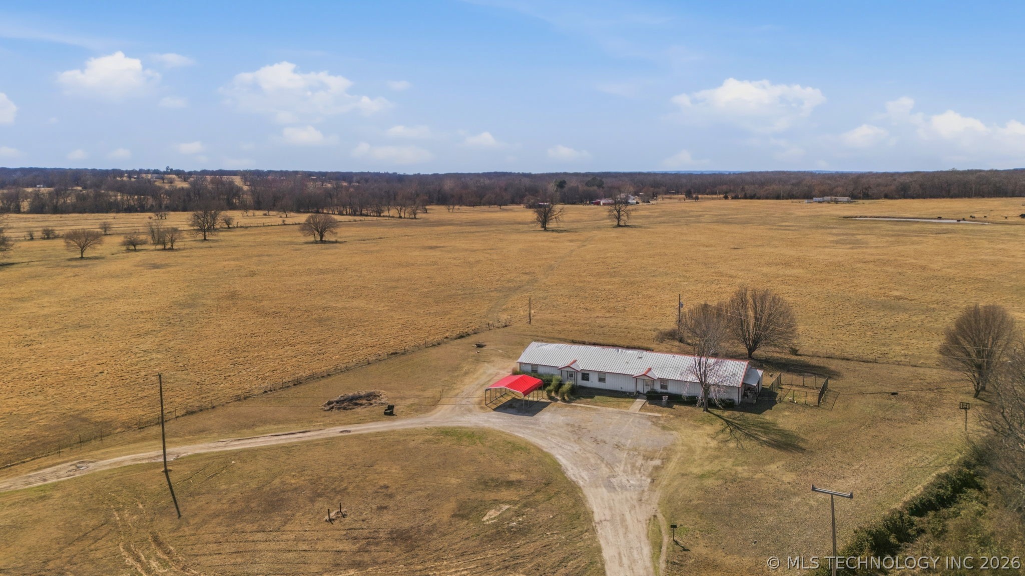 7691 N 64 Highway Property Photo 19