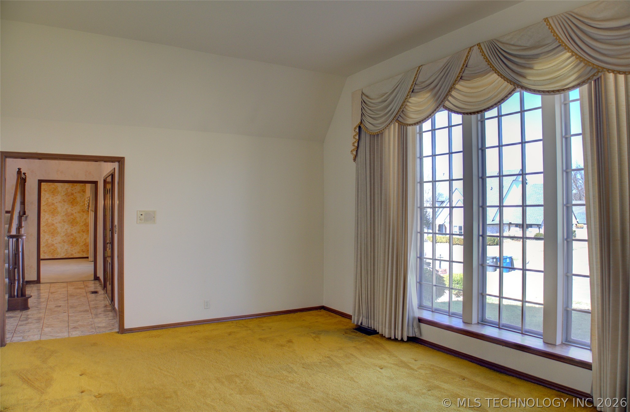 2926 E 57th Place Property Photo 7