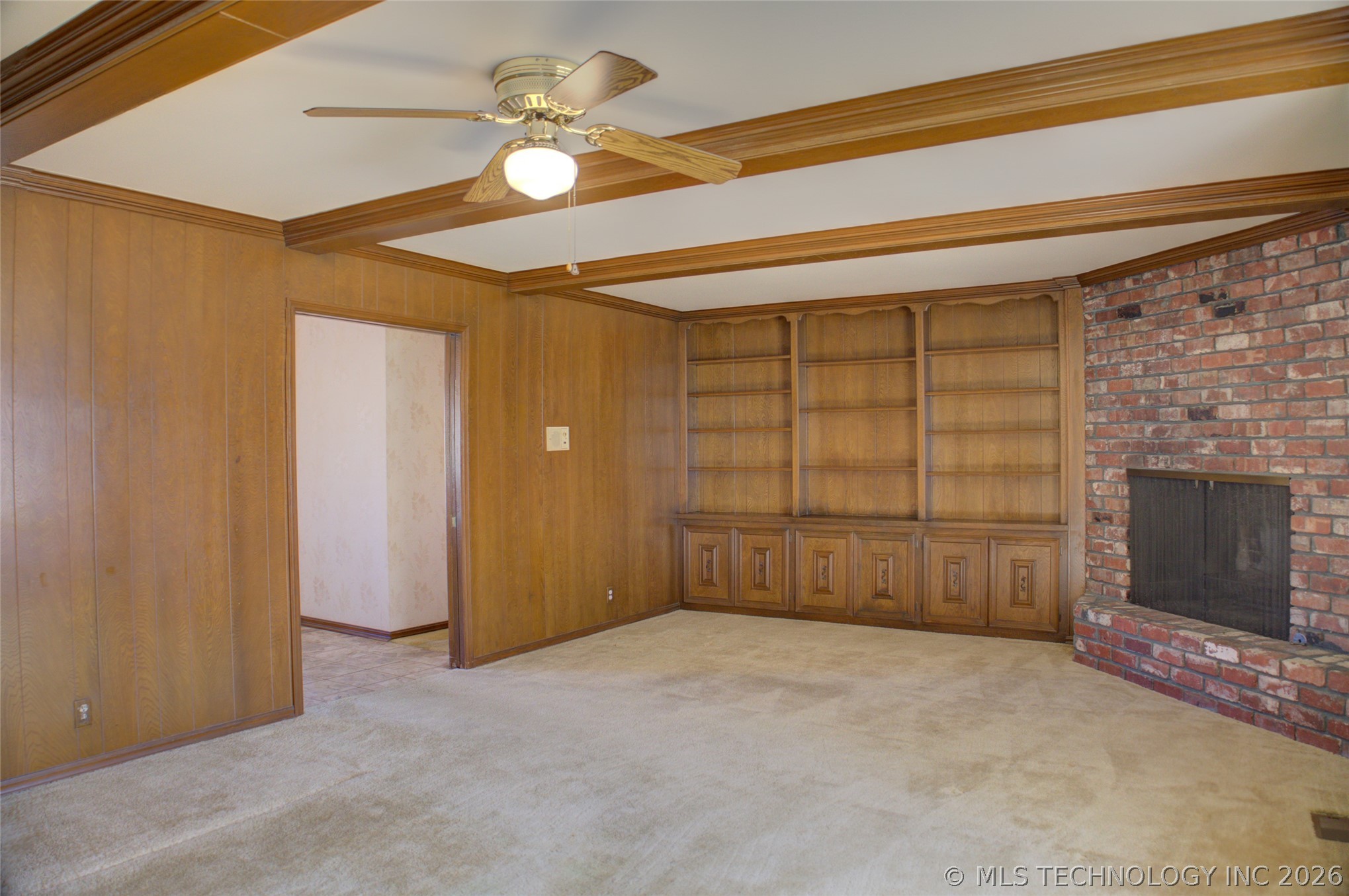 2926 E 57th Place Property Photo 14