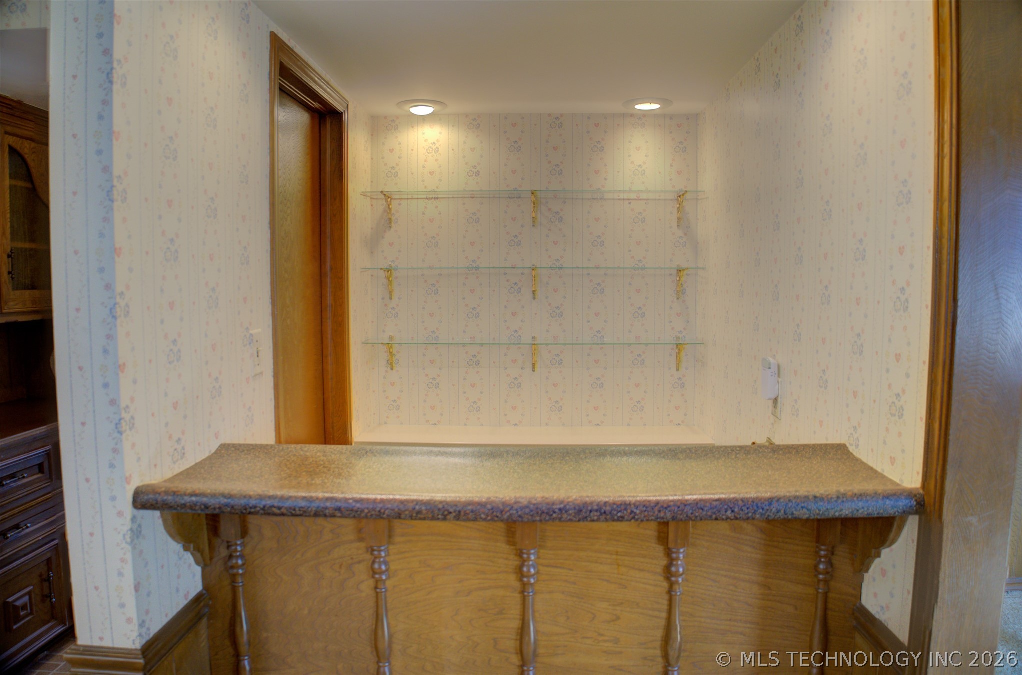 2926 E 57th Place Property Photo 18