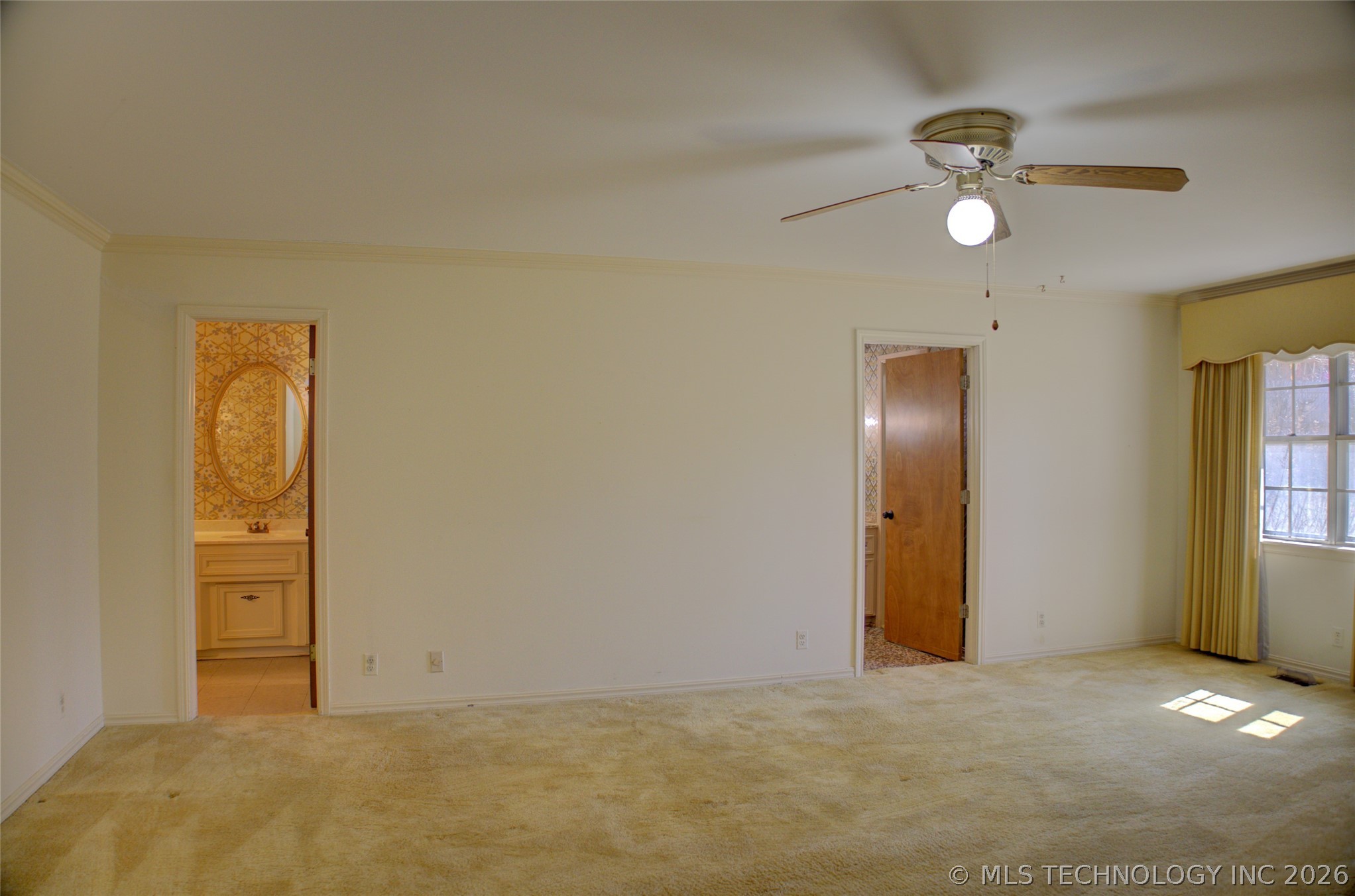 2926 E 57th Place Property Photo 33
